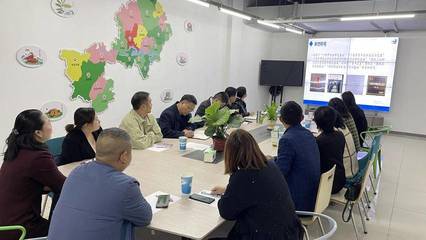 政校合作 精准服务--郧阳区科技和经信局联合湖北汽车工业学院扎实推进科技企业孵化器及众创空间建设